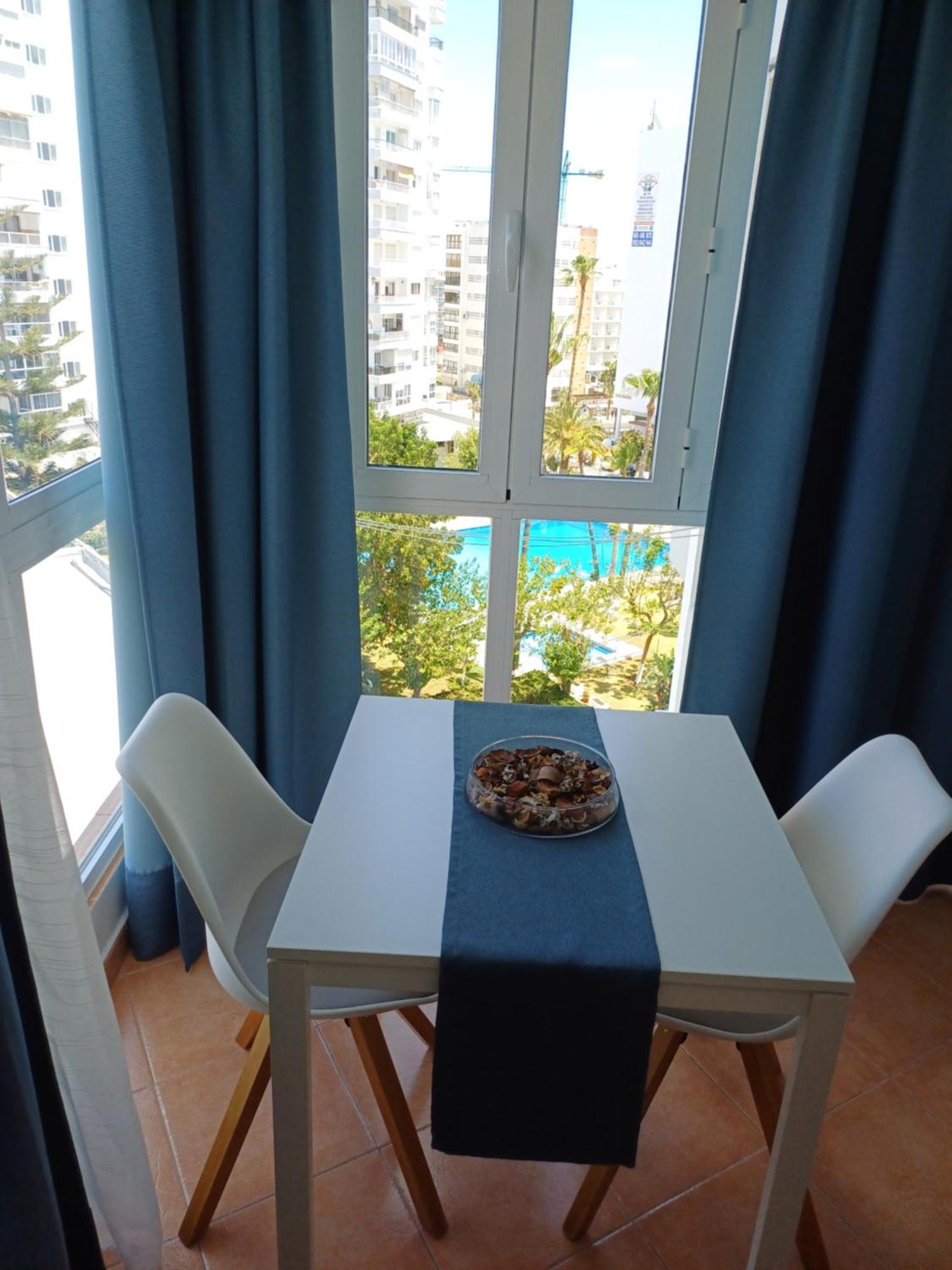 Luminoso Estudio Muy Cerca De La Playa Apartment Benalmádena Exterior photo