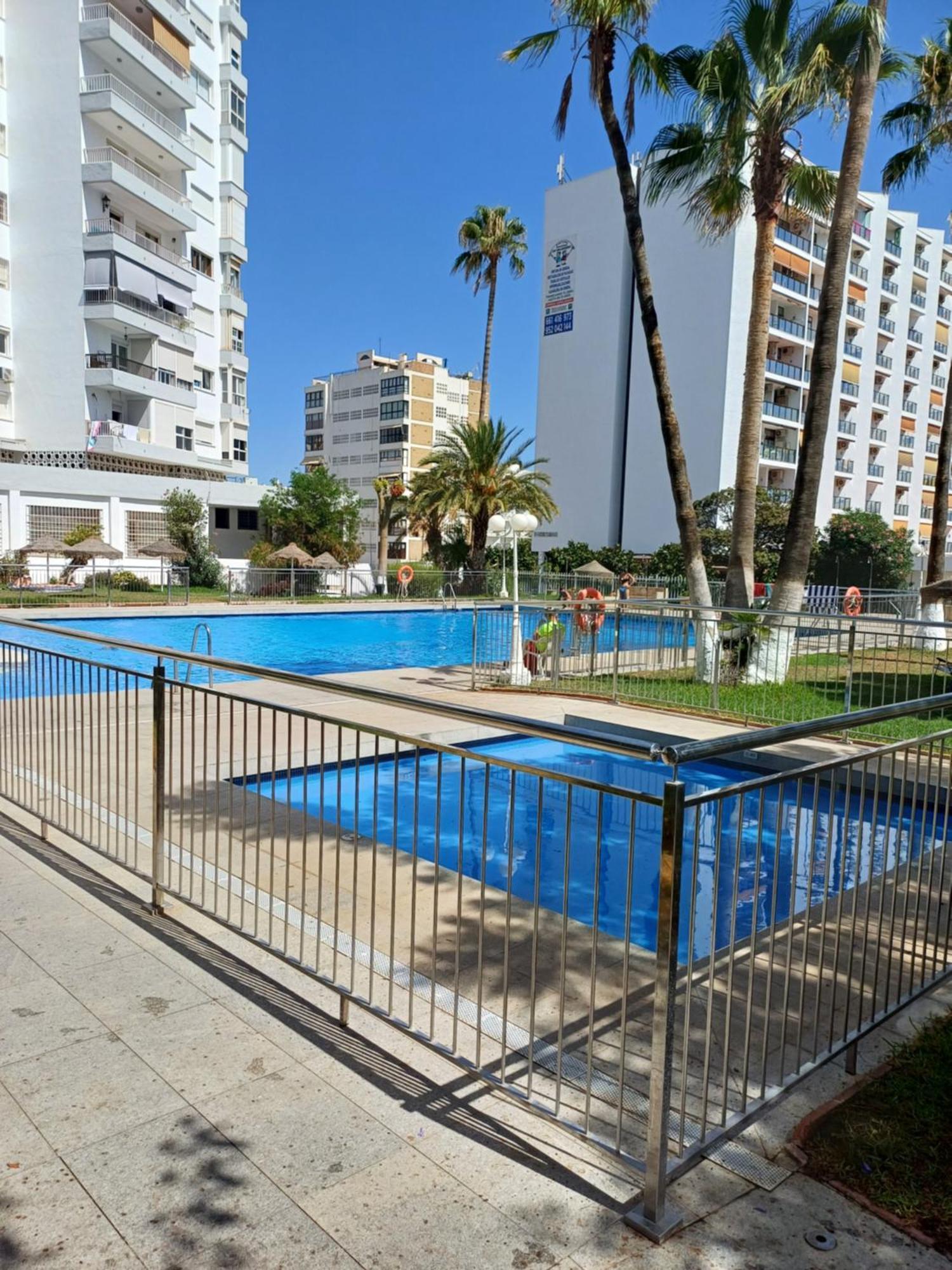 Luminoso Estudio Muy Cerca De La Playa Apartment Benalmádena Exterior photo